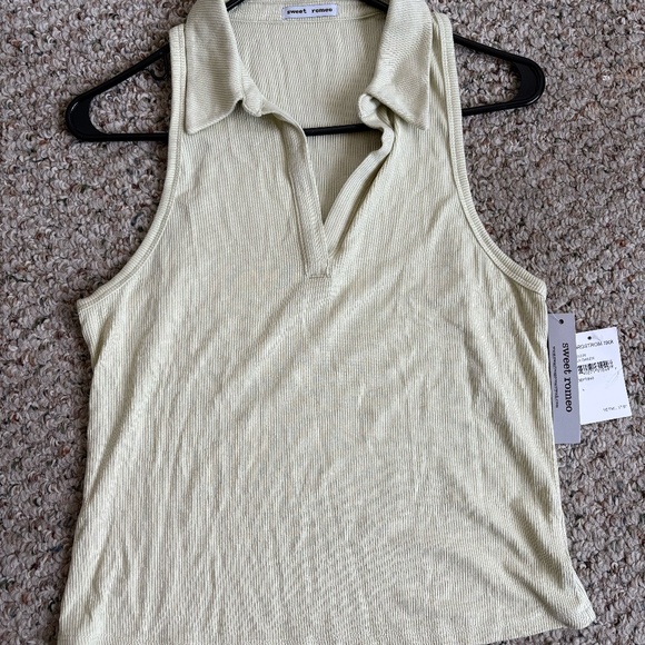 SLEEVELESS TOP - Picture 1 of 2